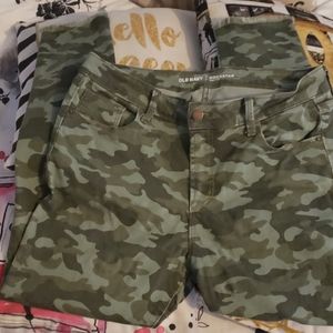 Camouflage skinny jeans